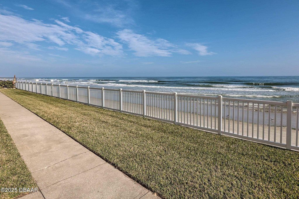 New Smyrna Beach, Florida, 32169, United States, 2 Bedrooms Bedrooms, ,2 BathroomsBathrooms,Residential,Forsale,1964578