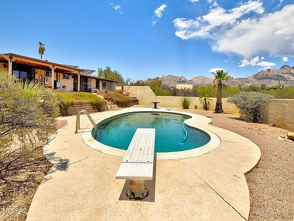 Tucson, Arizona, 85718, United States, 3 Bedrooms Bedrooms, ,3 BathroomsBathrooms,Residential,Forsale,1919204