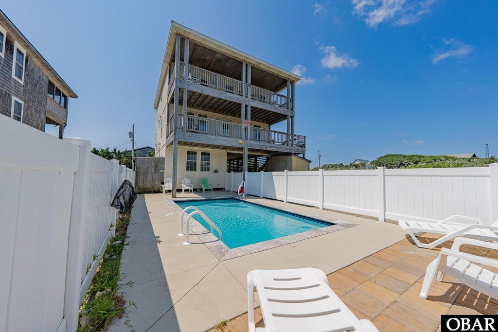 Buxton, North Carolina, 27920, United States, 4 Bedrooms Bedrooms, ,4 BathroomsBathrooms,Residential,Forsale,1914406