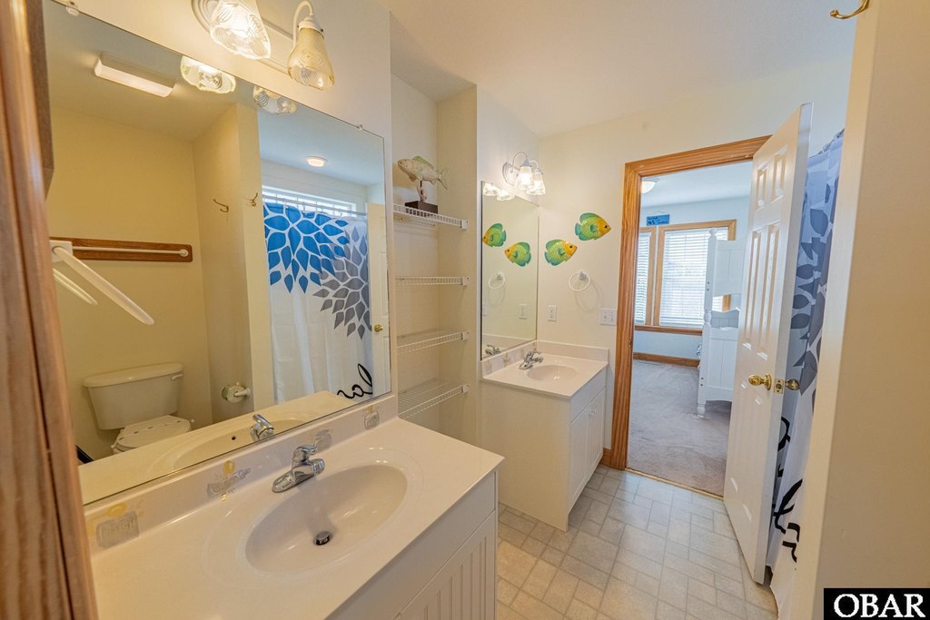 Buxton, North Carolina, 27920, United States, 4 Bedrooms Bedrooms, ,4 BathroomsBathrooms,Residential,Forsale,1914406