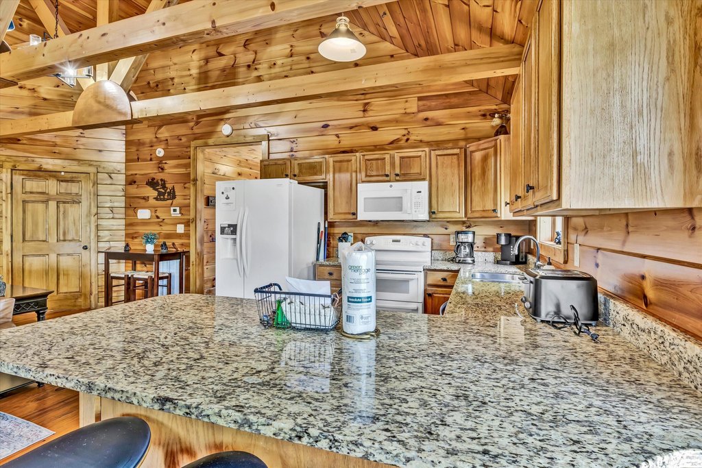 Sevierville, Tennessee, 37876, United States, 3 Bedrooms Bedrooms, ,3.5 BathroomsBathrooms,Residential,Forsale,1894437