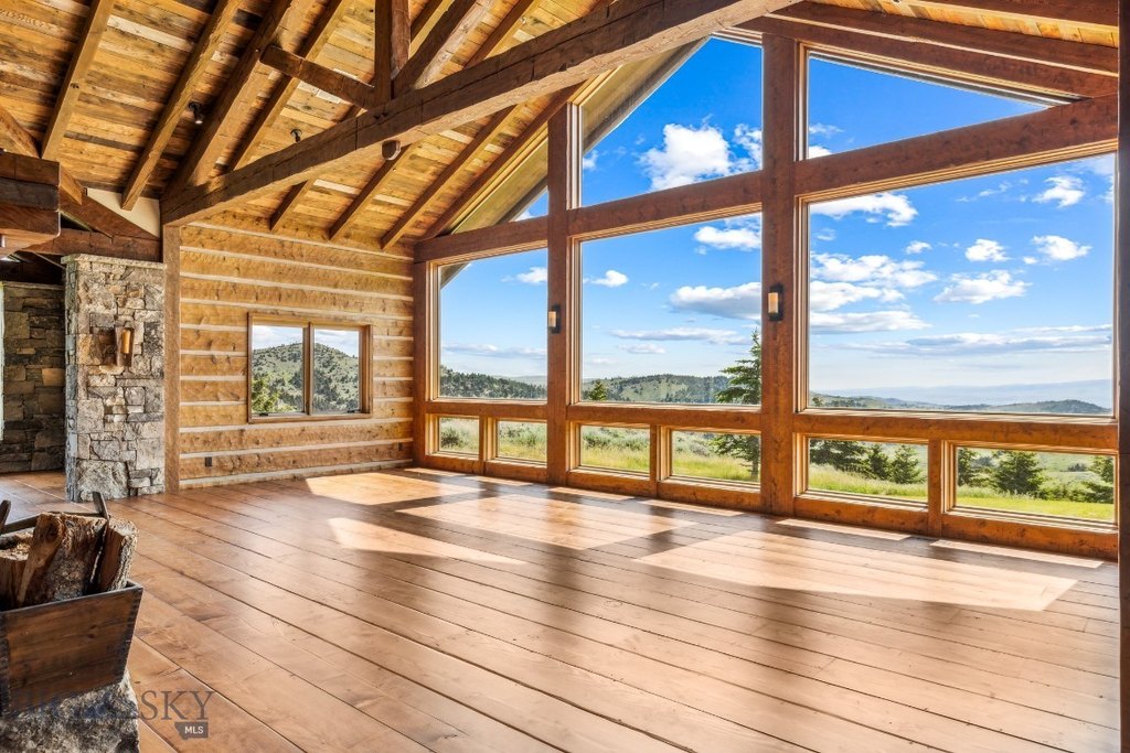 Livingston, Montana, 59047, United States, 3 Bedrooms Bedrooms, ,3.5 BathroomsBathrooms,Residential,Forsale,1941177
