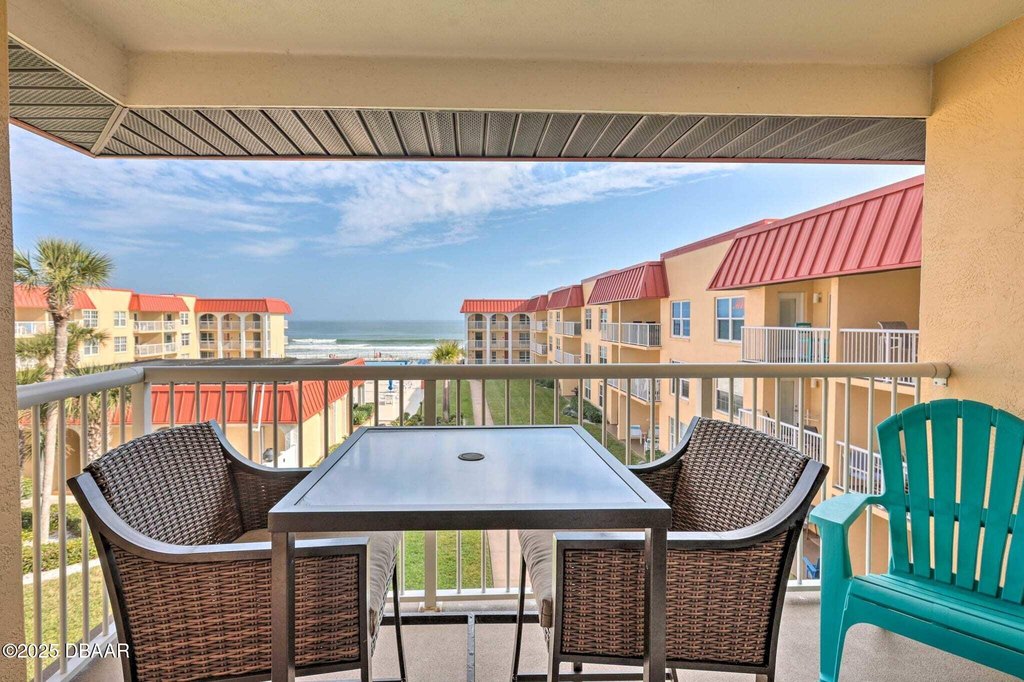 New Smyrna Beach, Florida, 32169, United States, 2 Bedrooms Bedrooms, ,2 BathroomsBathrooms,Residential,Forsale,1964578