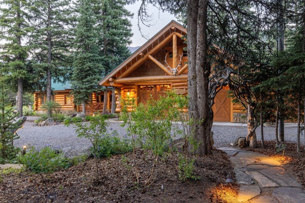 Big Sky, Montana, 59730, United States, 5 Bedrooms Bedrooms, ,4 BathroomsBathrooms,Residential,Forsale,1941185