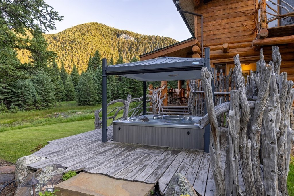 Big Sky, Montana, 59730, United States, 5 Bedrooms Bedrooms, ,4 BathroomsBathrooms,Residential,Forsale,1941185