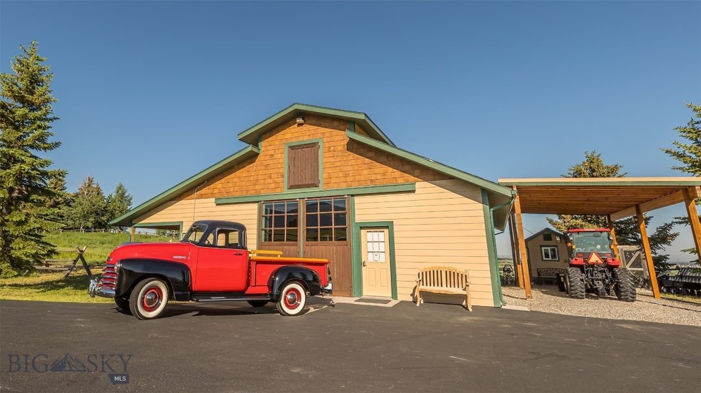 Bozeman, Montana, 59715, United States, 5 Bedrooms Bedrooms, ,5.5 BathroomsBathrooms,Residential,Forsale,1941168
