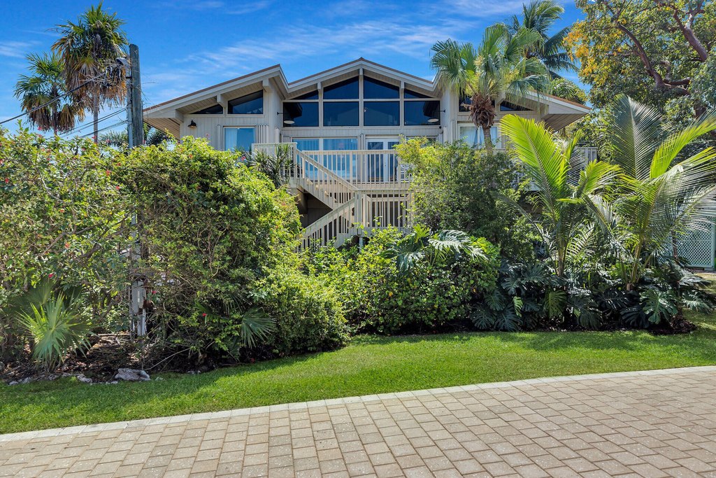 Upper Matecumbe Key Islamorada, Florida, 33036, United States, 4 Bedrooms Bedrooms, ,4 BathroomsBathrooms,Residential,Forsale,1944351