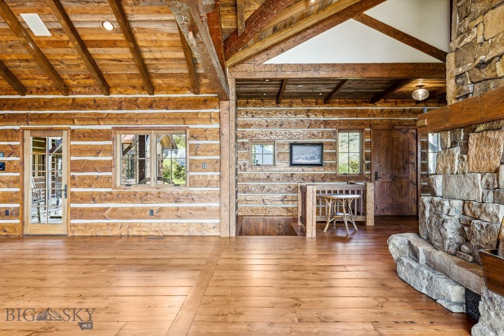 Livingston, Montana, 59047, United States, 3 Bedrooms Bedrooms, ,3.5 BathroomsBathrooms,Residential,Forsale,1941177