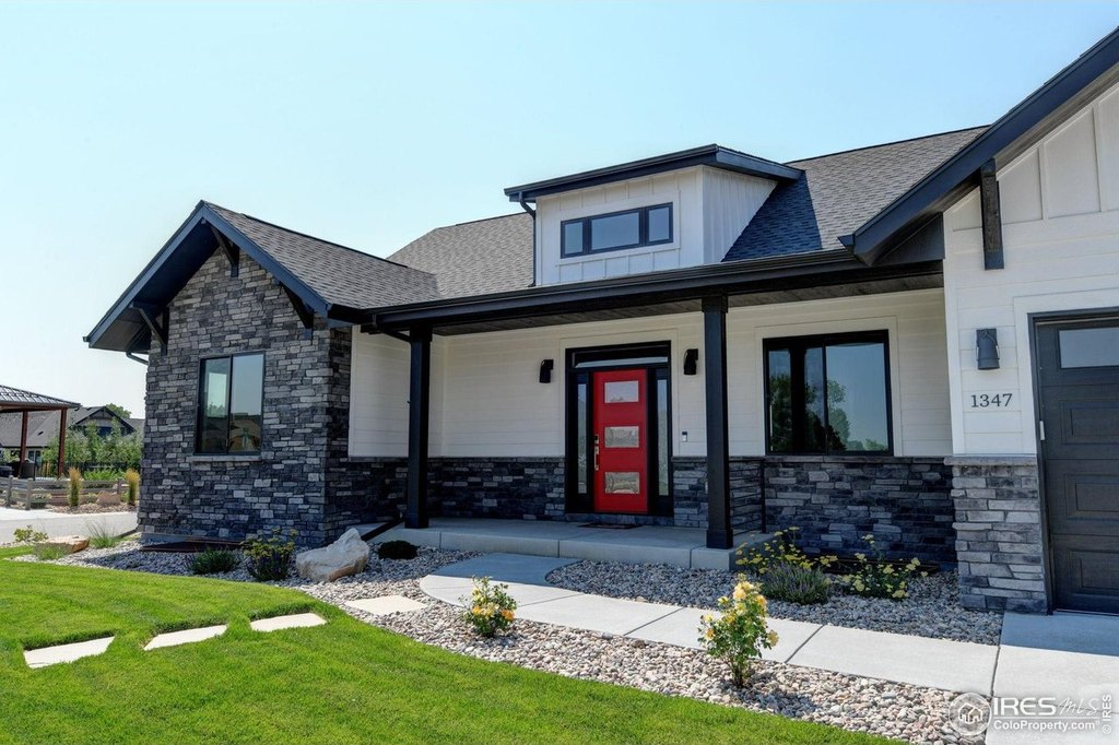 Berthoud, Colorado, 80513, United States, 5 Bedrooms Bedrooms, ,3.5 BathroomsBathrooms,Residential,Forsale,1903095