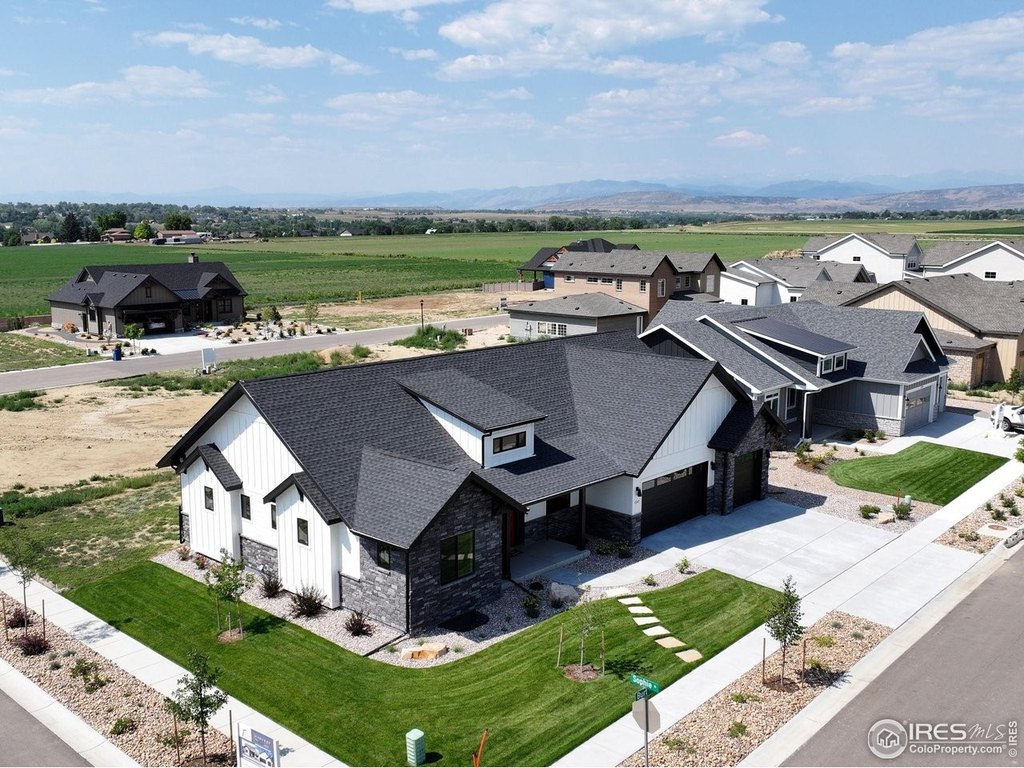 Berthoud, Colorado, 80513, United States, 5 Bedrooms Bedrooms, ,3.5 BathroomsBathrooms,Residential,Forsale,1903095