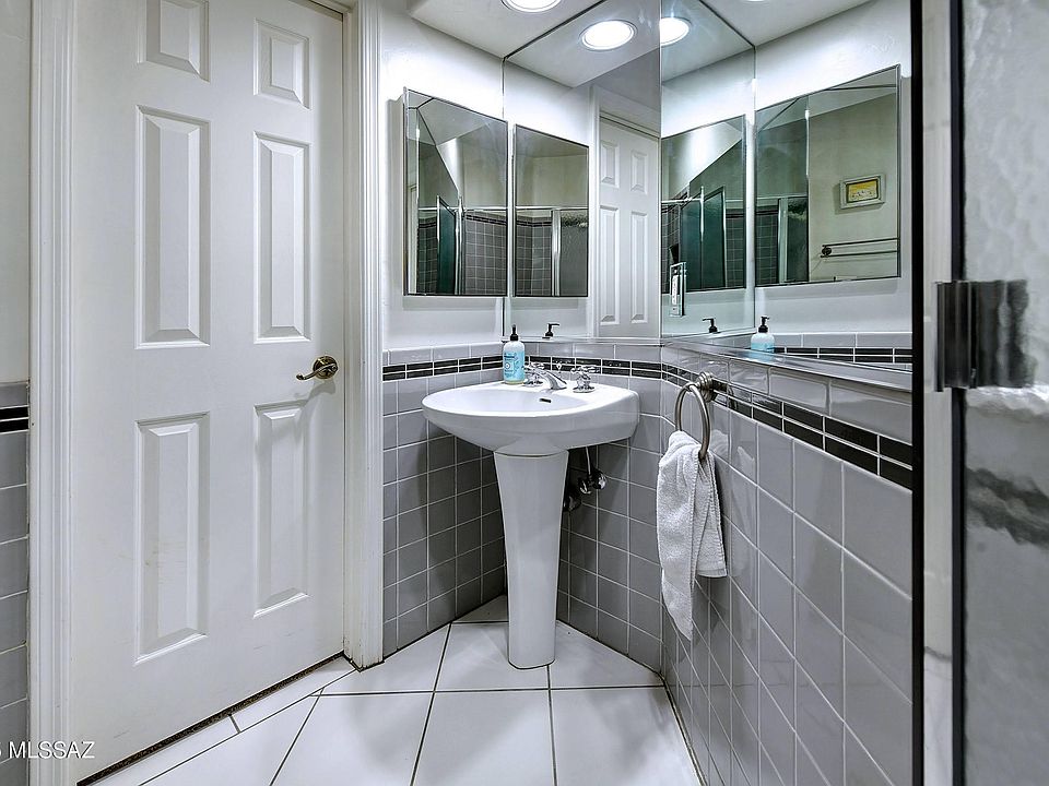 Tucson, Arizona, 85718, United States, 5 Bedrooms Bedrooms, ,4 BathroomsBathrooms,Residential,Forsale,1919203