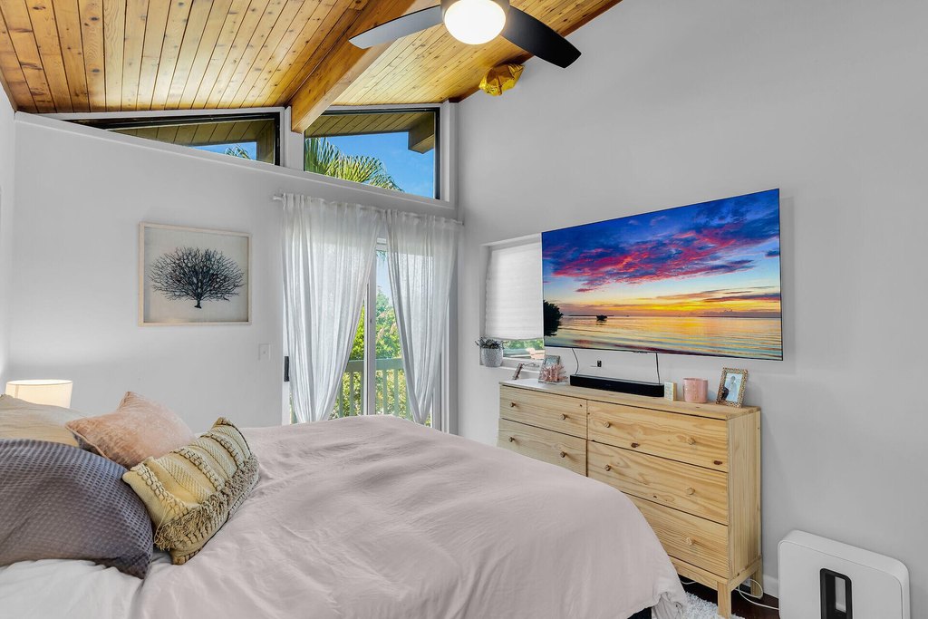 Upper Matecumbe Key Islamorada, Florida, 33036, United States, 4 Bedrooms Bedrooms, ,4 BathroomsBathrooms,Residential,Forsale,1944351