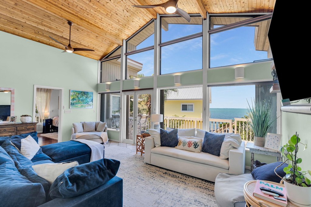 Upper Matecumbe Key Islamorada, Florida, 33036, United States, 4 Bedrooms Bedrooms, ,4 BathroomsBathrooms,Residential,Forsale,1944351