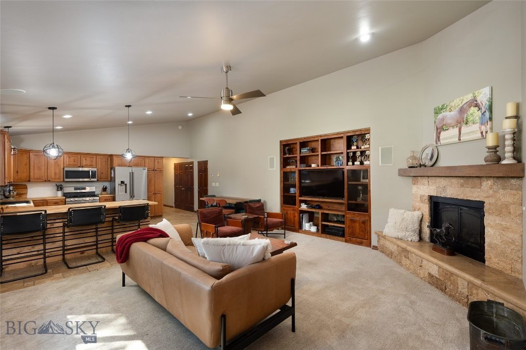 Manhattan, Montana, 59741, United States, 5 Bedrooms Bedrooms, ,4 BathroomsBathrooms,Residential,Forsale,1915000