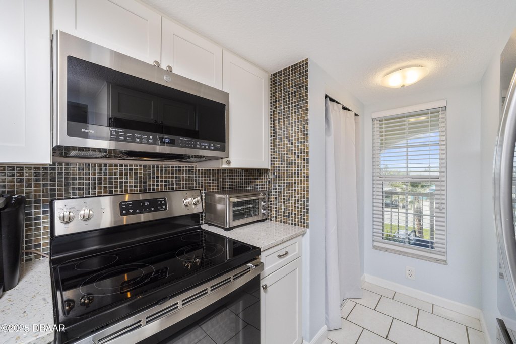 New Smyrna Beach, Florida, 32169, United States, 2 Bedrooms Bedrooms, ,2 BathroomsBathrooms,Residential,Forsale,1964578