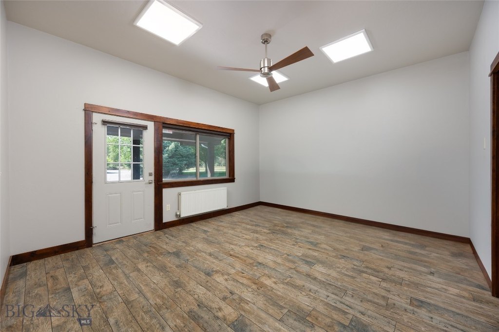 Manhattan, Montana, 59741, United States, 5 Bedrooms Bedrooms, ,4 BathroomsBathrooms,Residential,Forsale,1915000