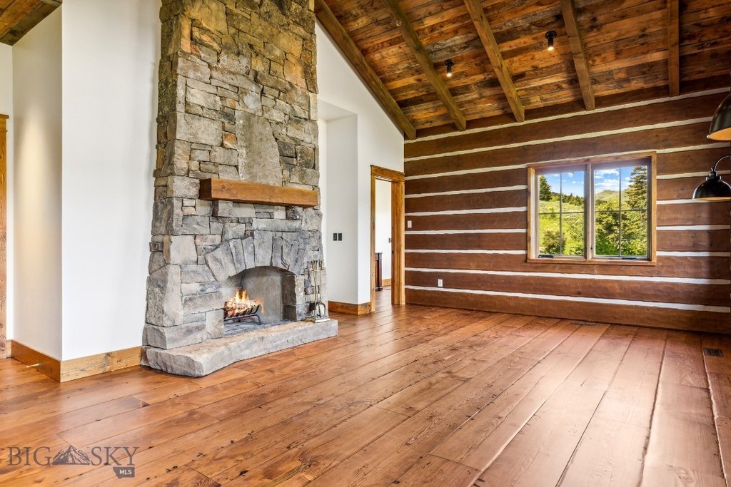 Livingston, Montana, 59047, United States, 3 Bedrooms Bedrooms, ,3.5 BathroomsBathrooms,Residential,Forsale,1941177