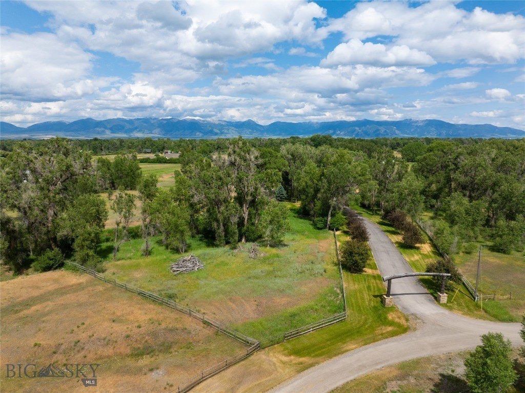 Manhattan, Montana, 59741, United States, 5 Bedrooms Bedrooms, ,4 BathroomsBathrooms,Residential,Forsale,1915000