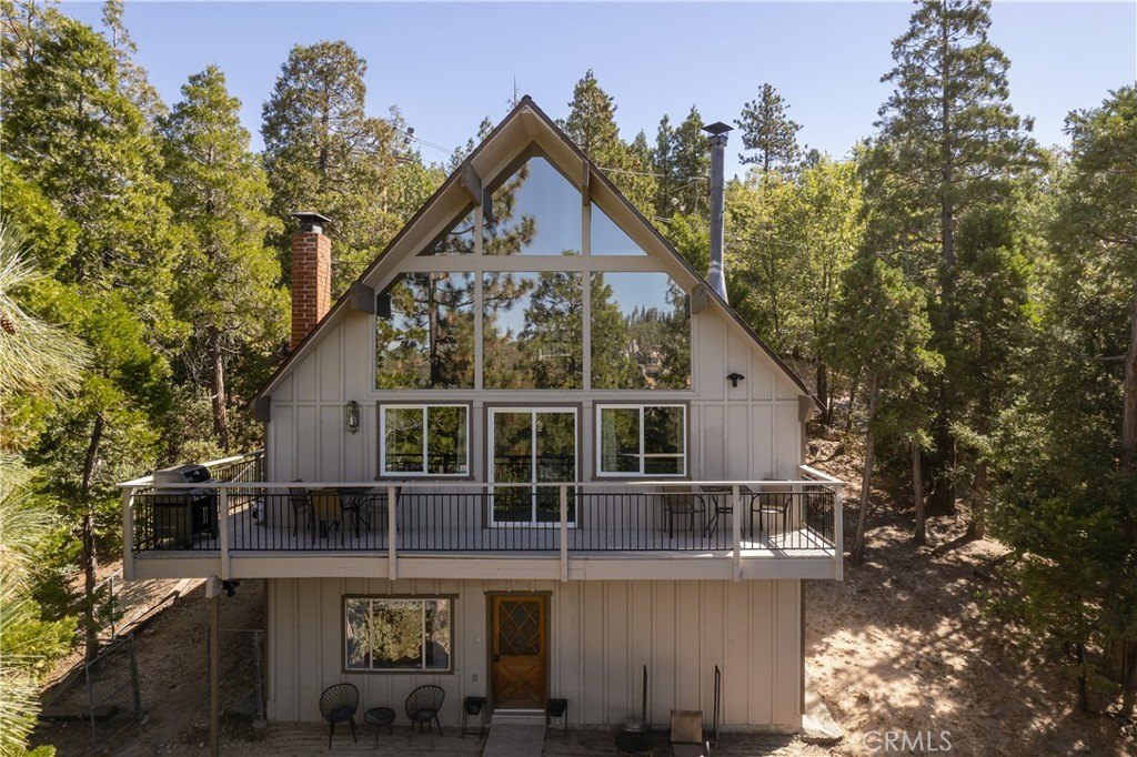 Lake Arrowhead, California, 92352, United States, 4 Bedrooms Bedrooms, ,2 BathroomsBathrooms,Residential,Forsale,1908070