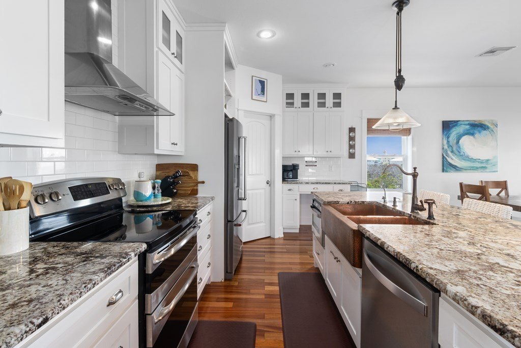 Cape San Blas, Florida, 32456, United States, 4 Bedrooms Bedrooms, ,3 BathroomsBathrooms,Residential,Forsale,1995103