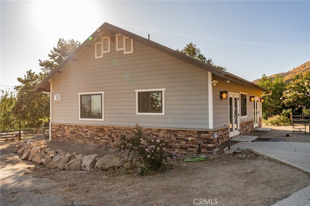 Yucaipa, California, 92399, United States, 2 Bedrooms Bedrooms, ,1.5 BathroomsBathrooms,Residential,Forsale,1941475