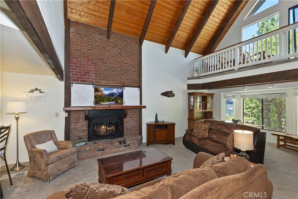 Lake Arrowhead, California, 92352, United States, 3 Bedrooms Bedrooms, ,2.5 BathroomsBathrooms,Residential,Forsale,1934025