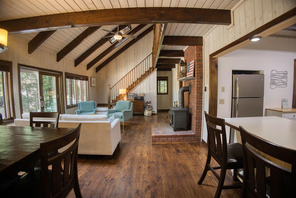 Freedom, New Hampshire, 03836, United States, 2 Bedrooms Bedrooms, ,2 BathroomsBathrooms,Residential,Forsale,1941243