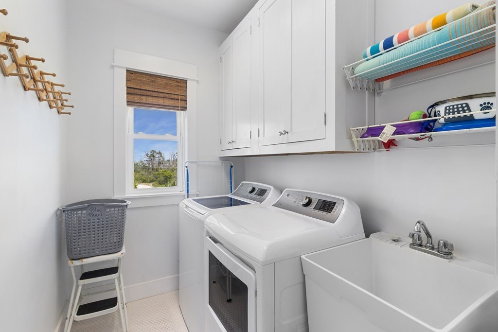 Cape San Blas, Florida, 32456, United States, 4 Bedrooms Bedrooms, ,3 BathroomsBathrooms,Residential,Forsale,1995103