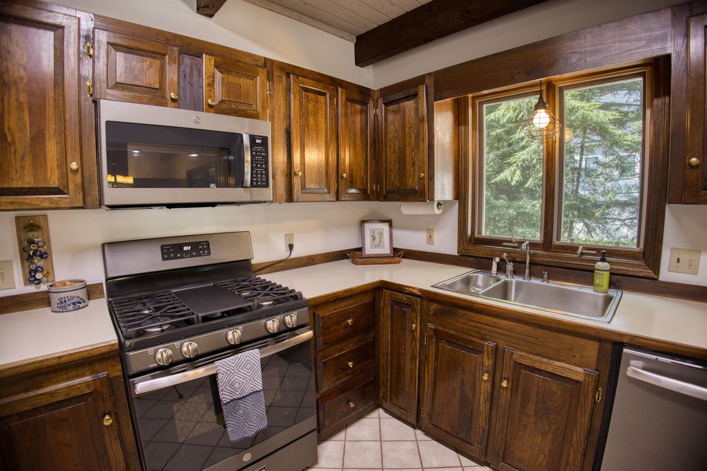 Freedom, New Hampshire, 03836, United States, 2 Bedrooms Bedrooms, ,2 BathroomsBathrooms,Residential,Forsale,1941243