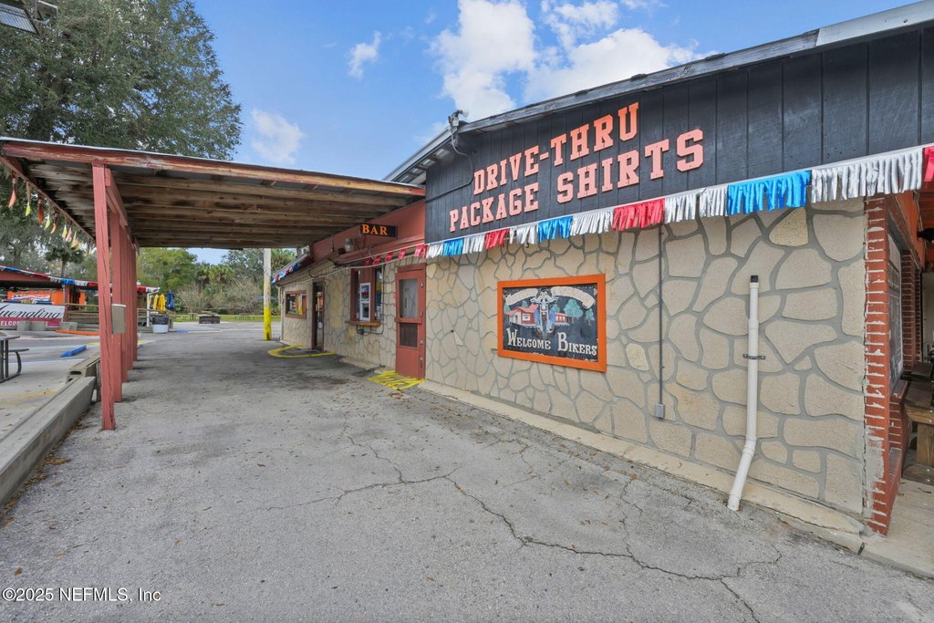 East Palatka, Florida, 32131, United States, ,2 BathroomsBathrooms,Commercial,Forsale,1941447