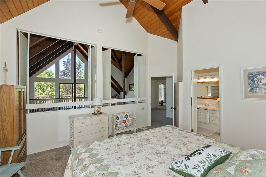 Lake Arrowhead, California, 92352, United States, 3 Bedrooms Bedrooms, ,2.5 BathroomsBathrooms,Residential,Forsale,1934025