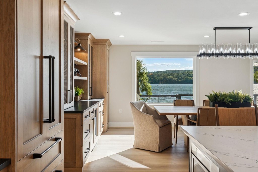 Moultonborough, New Hampshire, 03254, United States, 4 Bedrooms Bedrooms, ,4 BathroomsBathrooms,Residential,Forsale,1941236