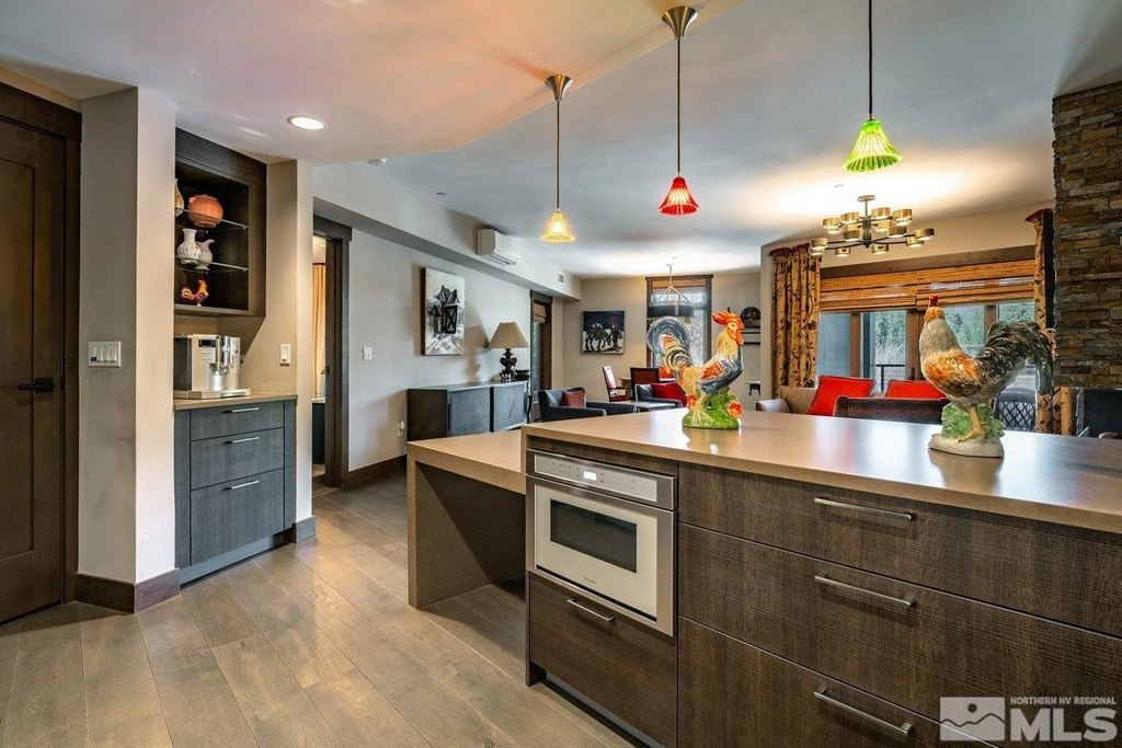 Stateline, Nevada, 89449, United States, 2 Bedrooms Bedrooms, ,3 BathroomsBathrooms,Residential,Forsale,1920161