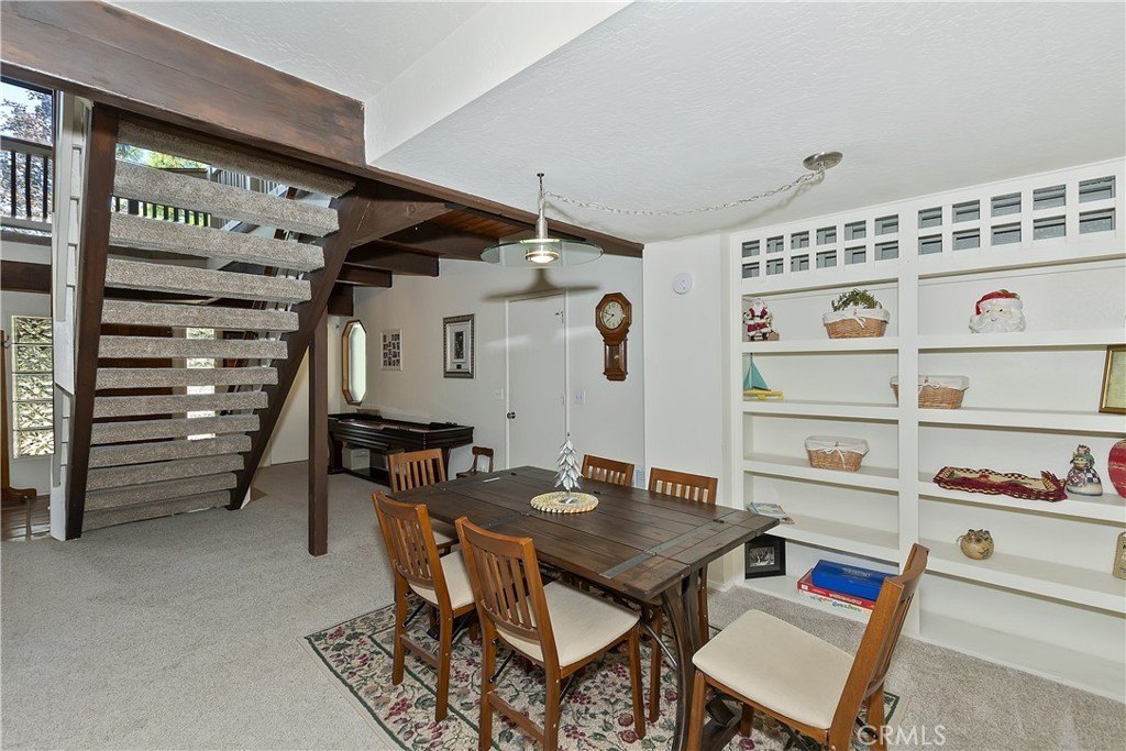 Lake Arrowhead, California, 92352, United States, 3 Bedrooms Bedrooms, ,2.5 BathroomsBathrooms,Residential,Forsale,1934025