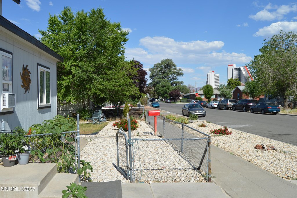 Sparks, Nevada, 89431, United States, ,1 BathroomBathrooms,Residential,Forsale,2004053