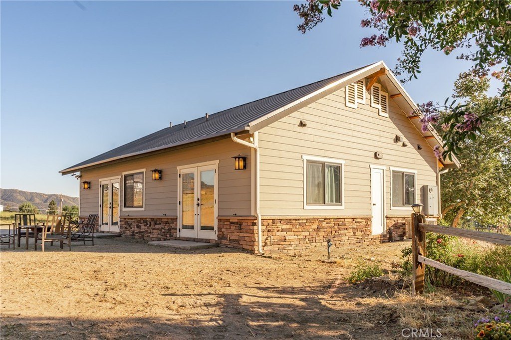 Yucaipa, California, 92399, United States, 2 Bedrooms Bedrooms, ,1.5 BathroomsBathrooms,Residential,Forsale,1941475