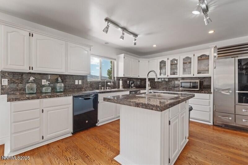 Reno, Nevada, 89523, United States, 6 Bedrooms Bedrooms, ,7.5 BathroomsBathrooms,Residential,Forsale,1888869