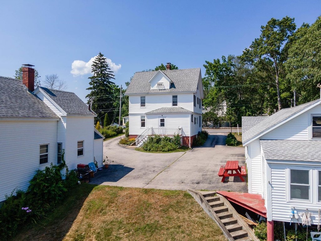 Kittery, Maine, 03904, United States, 7 Bedrooms Bedrooms, ,3 BathroomsBathrooms,Residential,Forsale,1941233