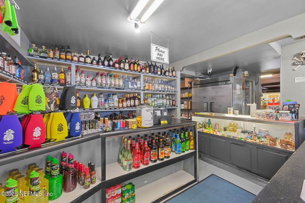 East Palatka, Florida, 32131, United States, ,2 BathroomsBathrooms,Commercial,Forsale,1941447