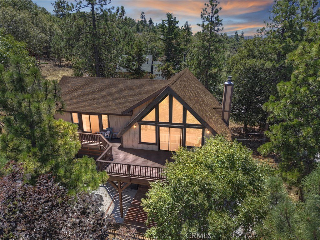Lake Arrowhead, California, 92352, United States, 3 Bedrooms Bedrooms, ,2.5 BathroomsBathrooms,Residential,Forsale,1934025