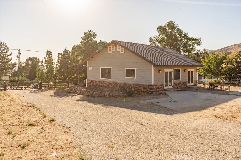 Yucaipa, California, 92399, United States, 2 Bedrooms Bedrooms, ,1.5 BathroomsBathrooms,Residential,Forsale,1941475