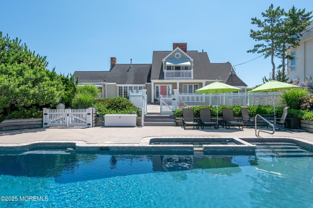 Mantoloking, New Jersey, 08738, United States, 5 Bedrooms Bedrooms, ,4.5 BathroomsBathrooms,Residential,Forsale,1922688