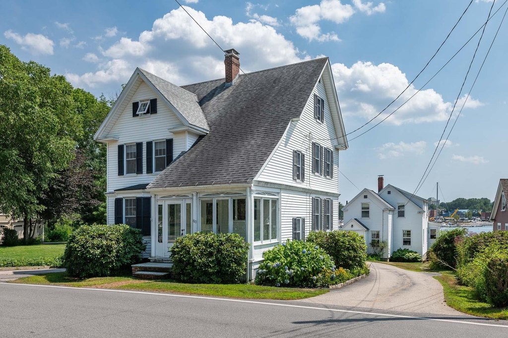 Kittery, Maine, 03904, United States, 7 Bedrooms Bedrooms, ,3 BathroomsBathrooms,Residential,Forsale,1941233