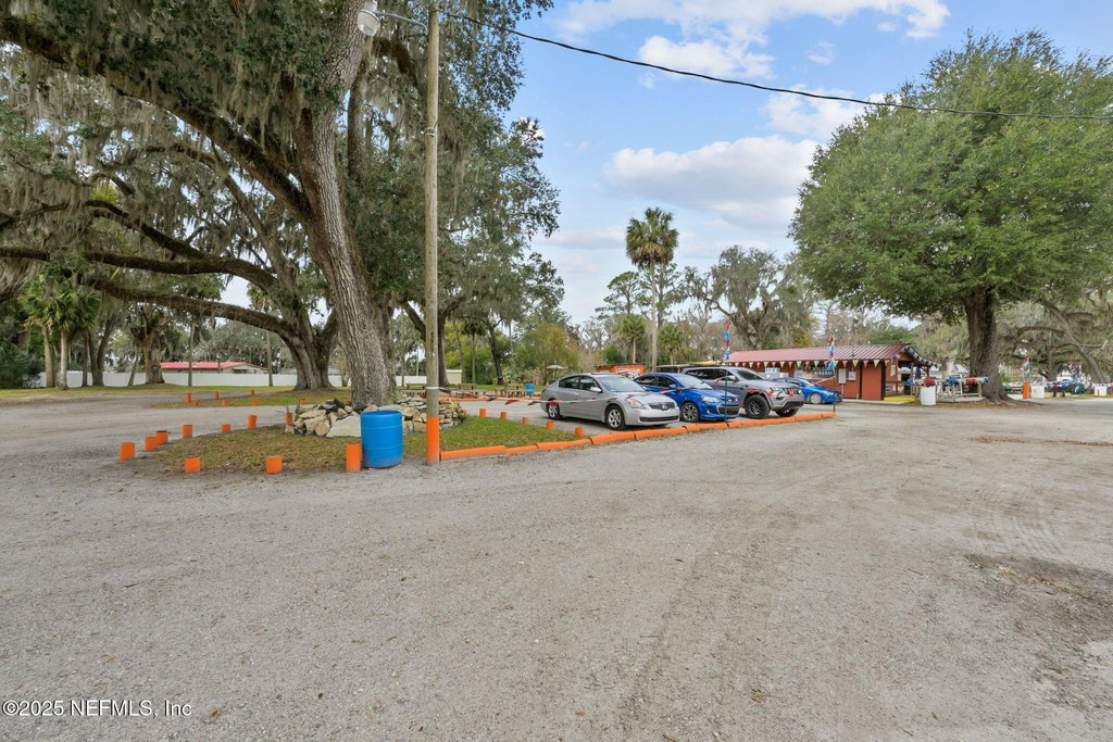 East Palatka, Florida, 32131, United States, ,2 BathroomsBathrooms,Commercial,Forsale,1941447