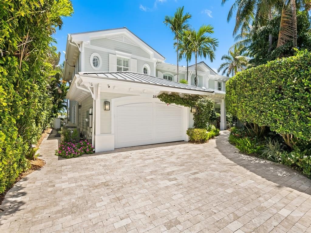 Fort Lauderdale, Florida, 33305, United States, 5 Bedrooms Bedrooms, ,5.5 BathroomsBathrooms,Residential,Forsale,1903944