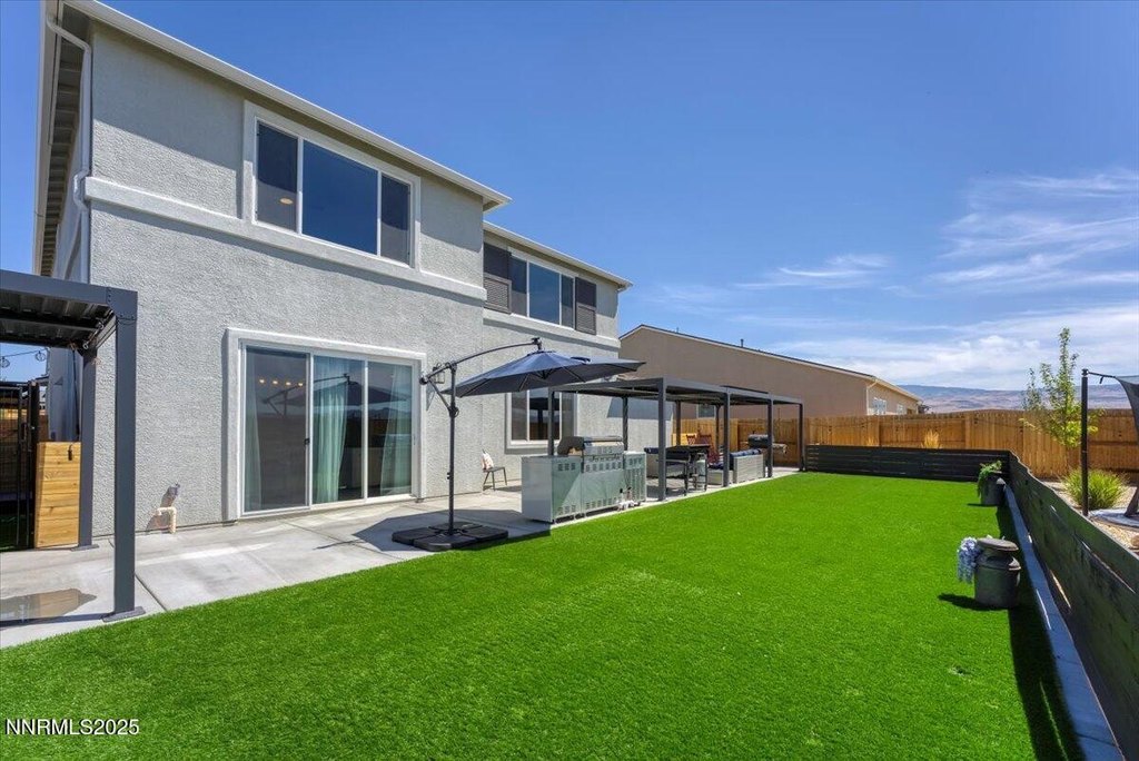 Sparks, Nevada, 89436, United States, 5 Bedrooms Bedrooms, ,3.5 BathroomsBathrooms,Residential,Forsale,1910318