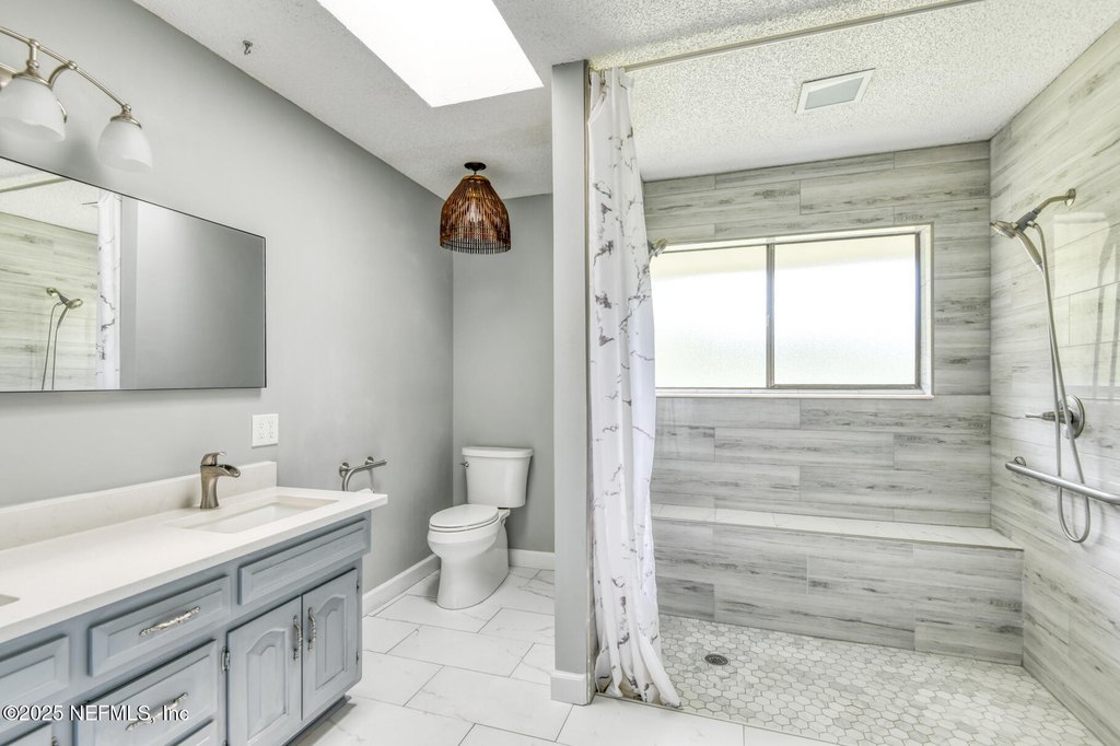 Palatka, Florida, 32177, United States, 4 Bedrooms Bedrooms, ,3 BathroomsBathrooms,Residential,Forsale,1914478