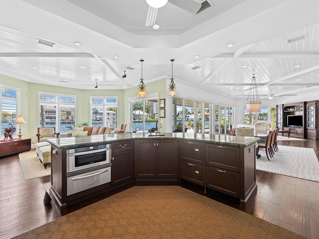 Fort Lauderdale, Florida, 33305, United States, 5 Bedrooms Bedrooms, ,5.5 BathroomsBathrooms,Residential,Forsale,1903944