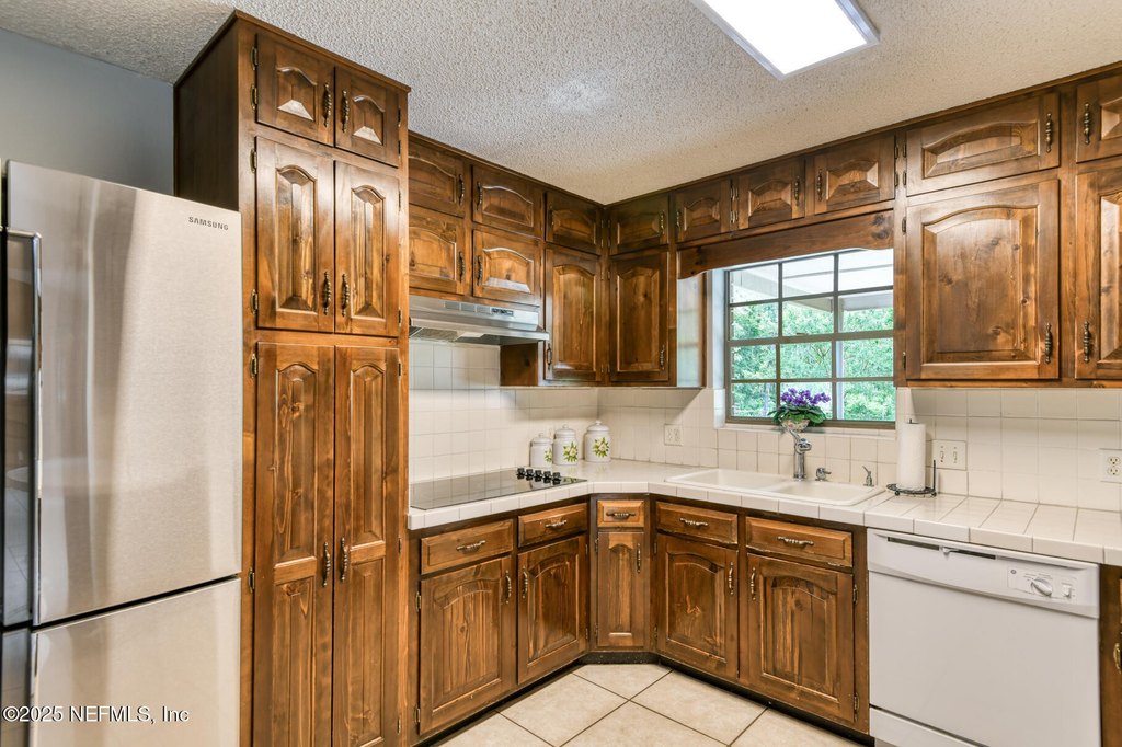 Palatka, Florida, 32177, United States, 4 Bedrooms Bedrooms, ,3 BathroomsBathrooms,Residential,Forsale,1914478