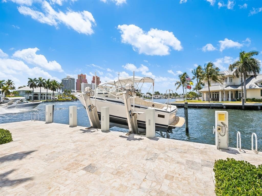 Fort Lauderdale, Florida, 33305, United States, 5 Bedrooms Bedrooms, ,5.5 BathroomsBathrooms,Residential,Forsale,1903944